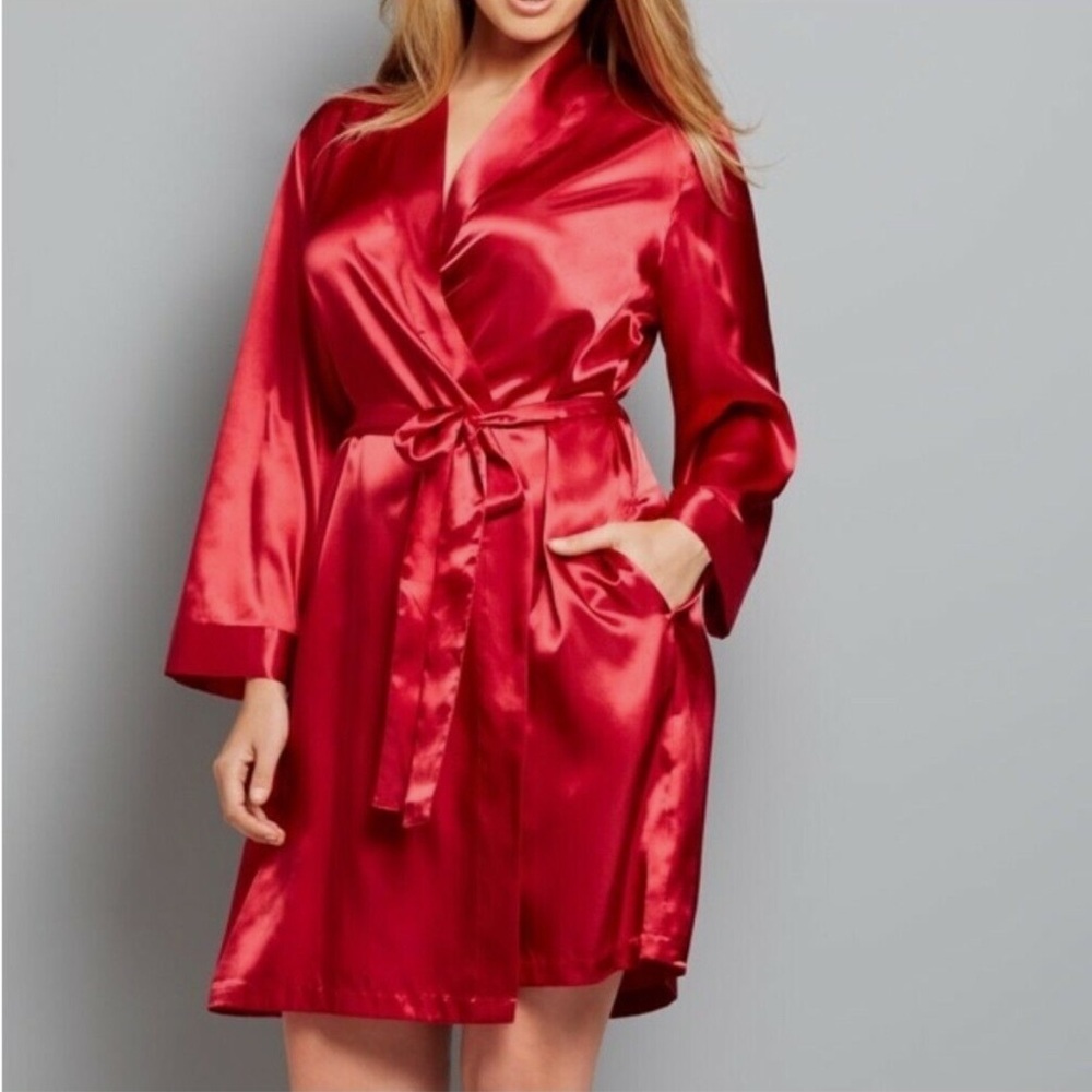 Morgan Taylor Intimates Sz XL Red Robe with Shawl Collar and Attached Belt